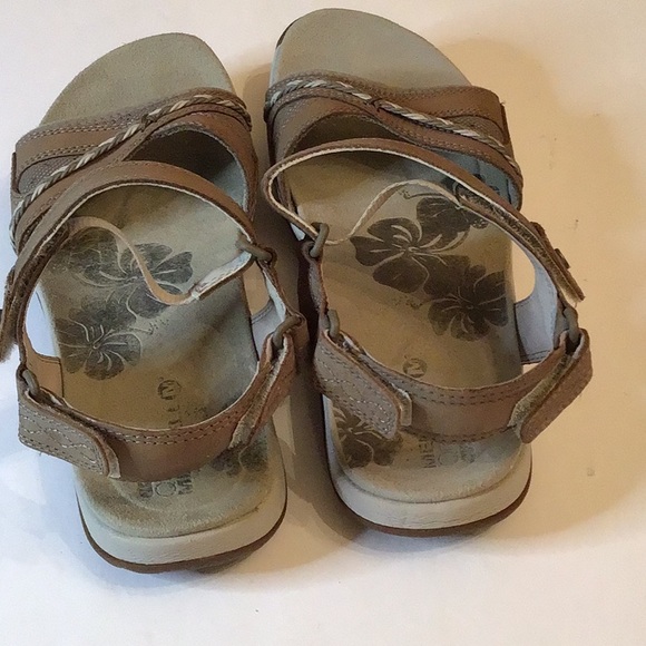 MERRELL ALUMINUM SANDALS PERFORMANCE FOOT WEAR  7 - Picture 3 of 8